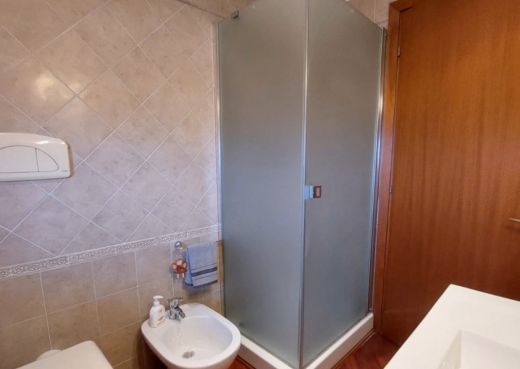 penthouse for sale  140 sqm excellent condition, Terni, locality Borgo Rivo