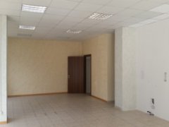 Semi-central: large commercial space in excellent condition - 11