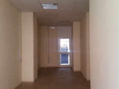Semi-central: large commercial space in excellent condition - 23