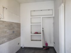 Castellina area: apartment in a detached building free of furniture - 12