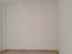 Central area: apartment with 2 bedrooms and terrace free of furniture - 8