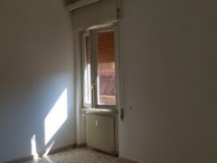 Central area: apartment with 2 bedrooms and terrace free of furniture - 11