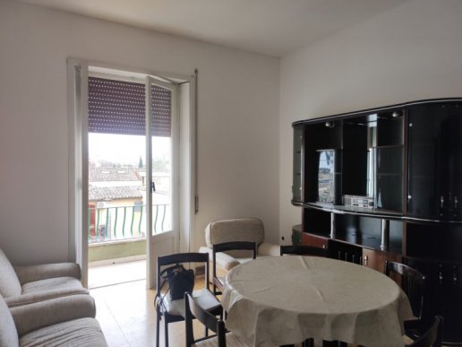 Center: furnished three-bedroom apartment - 2
