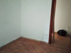 Hospital Area: three-room apartment NOT furnished with garage - 1