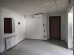Near Corso del Popolo: office on two levels with independent entrance - 4