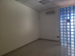 Near Corso del Popolo: office on two levels with independent entrance - 12