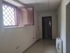 Near Corso del Popolo: office on two levels with independent entrance - 1