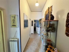 Bright apartment just 2 minutes from Piazza Europa - 10