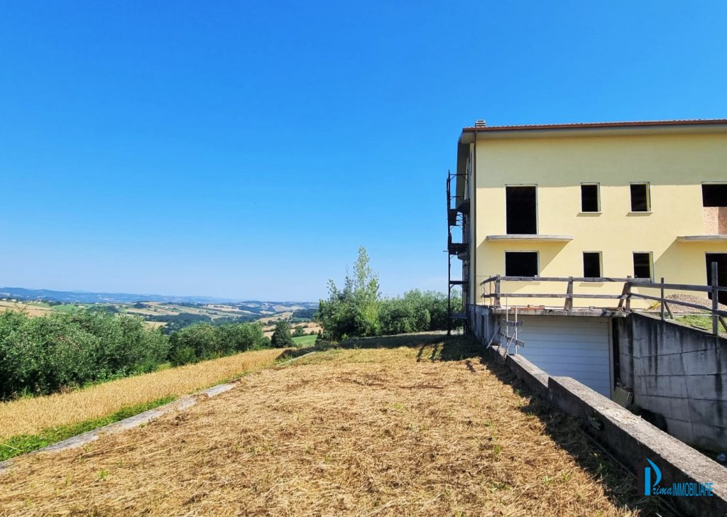 Apartments for sale , Todi, locality Collevalence