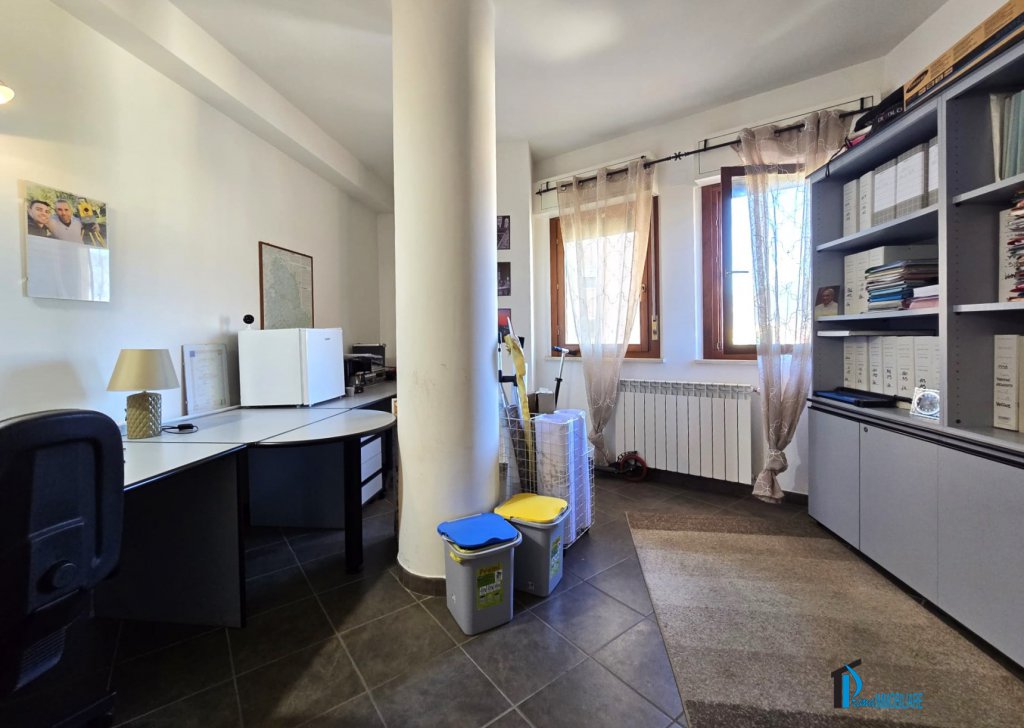 Appartamenti bilocale in vendita , Terni, località Terni Centro