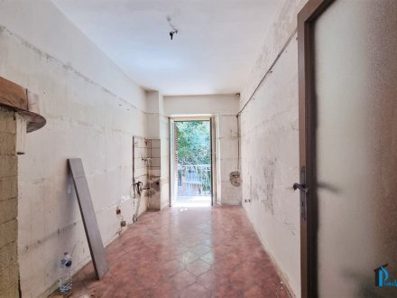Two-room apartment to renovate a few meters from Palazzo Spada