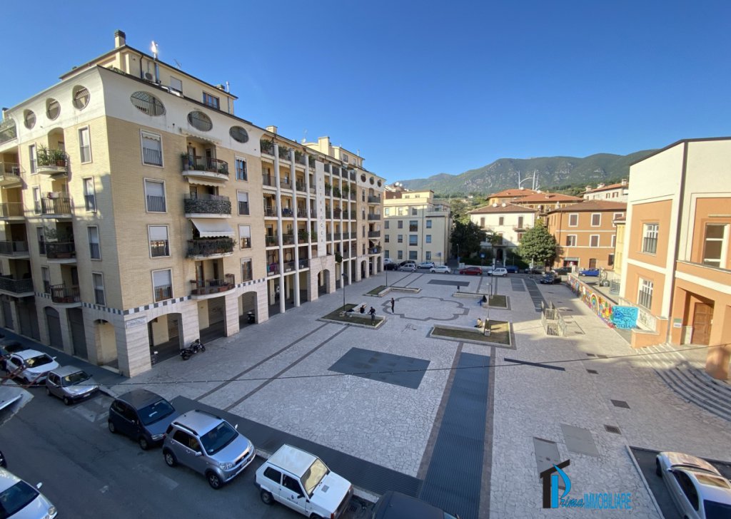 Sale Apartments Terni - Center: Bright Apartment of Large Sizes Locality 