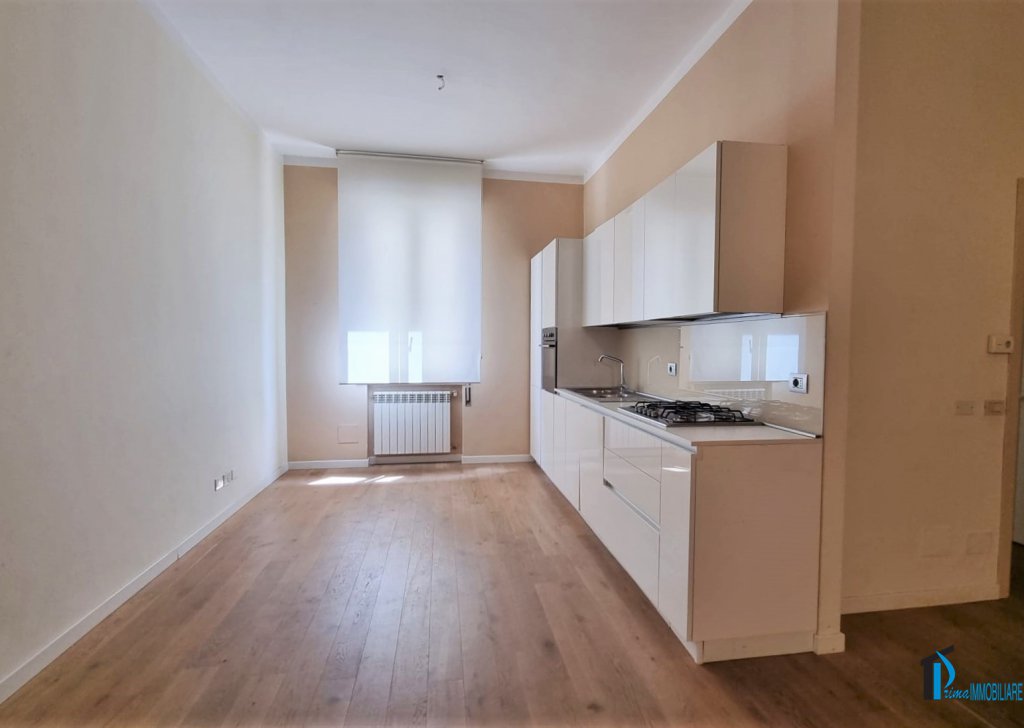 Sale Apartments Terni - Renovated three-room apartment near the station Locality 