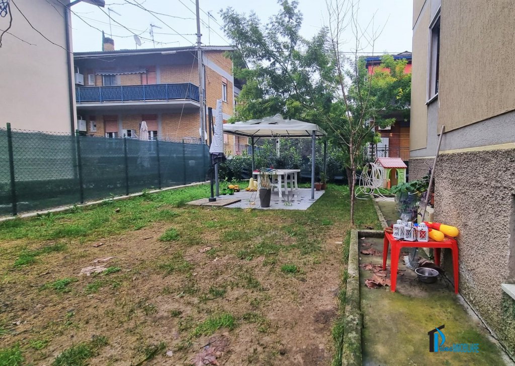 Vendita Appartamenti Terni - Appartamento ristrutturato con giardino, zona San Rocco Località Terni Semiperiferia
