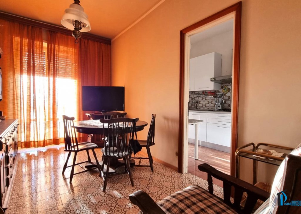 Apartments for sale  157 sqm good conditions, Terni, locality Terni Semicentro