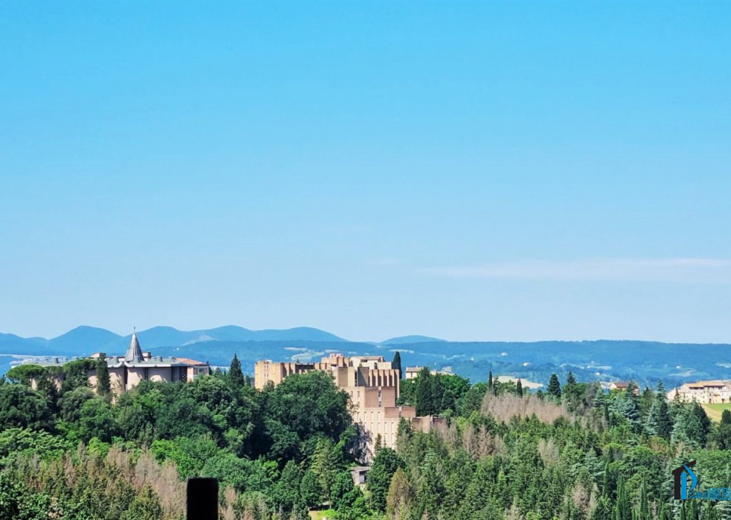 penthouse for sale , Todi, locality Collevalence