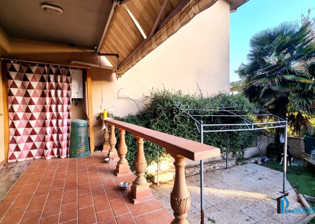 Sale semi-independent Terni - Terraced house with garden in the Rocca San Zanone area Locality 