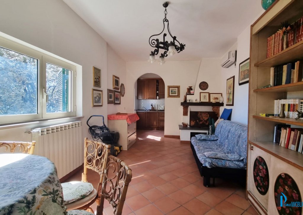 Sale Villas and independent houses Terni - Independent villa with garden, Cesi area Locality 