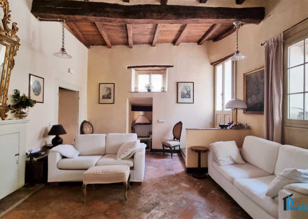 Sale Villas and independent houses San Gemini - Historic building with garden, in the village of San Gemini Locality 