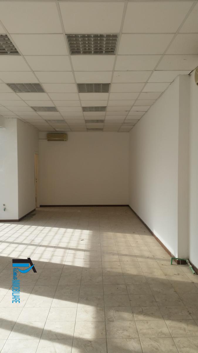 Locale Commerciale Terni TR1037019