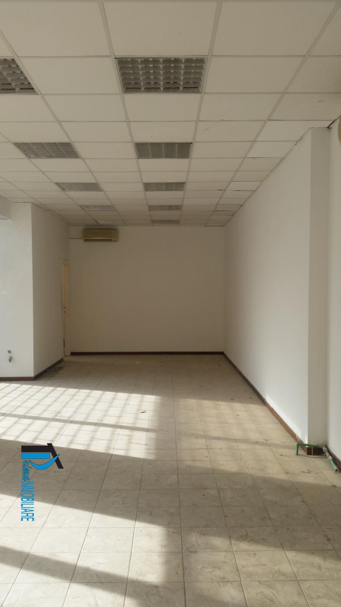 Locale Commerciale Terni TR1037019